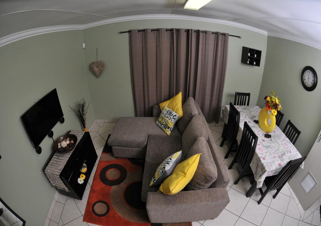 Summer Garden Guest House Бенони Екстериор снимка