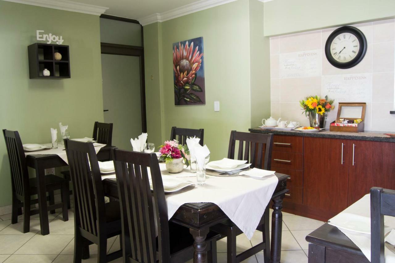 Summer Garden Guest House Бенони Екстериор снимка